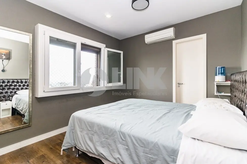 Apartamento com 3 quartos à venda, 105m2 em Rio Branco, Porto Alegre - RS - imagem 7 Foto 7 de Apartamento com 3 quartos à venda, 105m2 em Rio Branco, Porto Alegre - RS