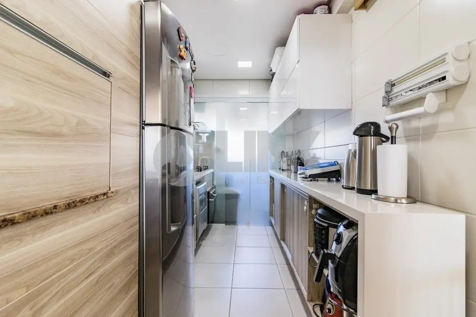 Apartamento com 3 quartos à venda, 97m2 em Petrópolis, Porto Alegre - RS - imagem 7 Foto 7 de Apartamento com 3 quartos à venda, 97m2 em Petrópolis, Porto Alegre - RS