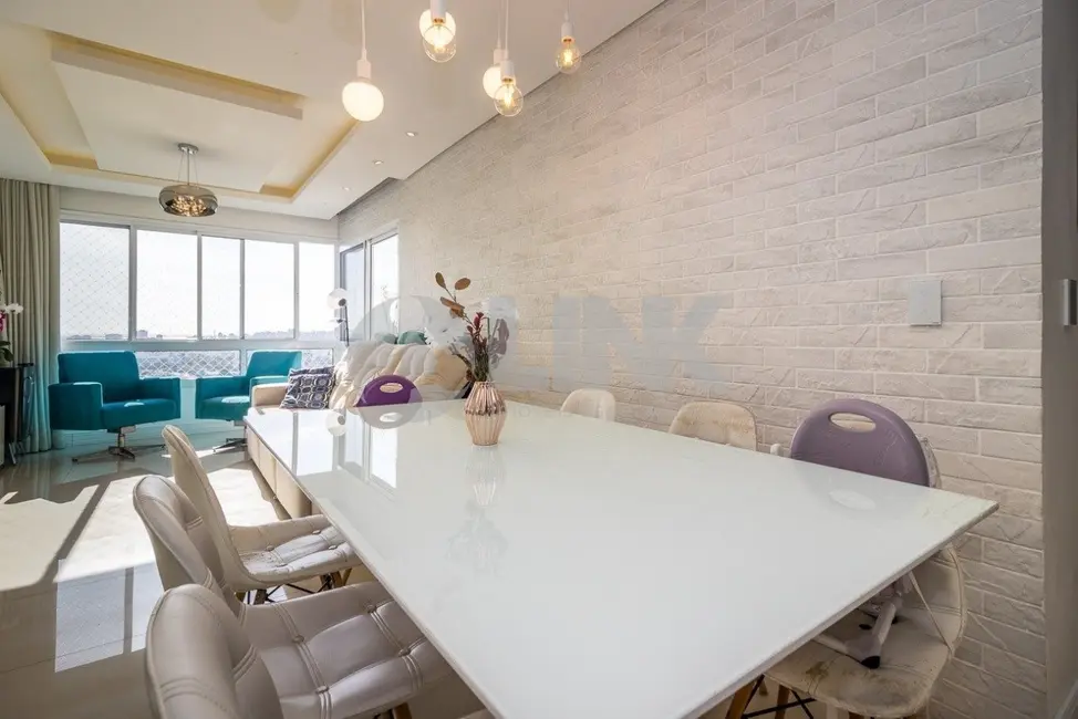 Apartamento com 3 quartos à venda, 97m2 em Petrópolis, Porto Alegre - RS - imagem 4 Foto 4 de Apartamento com 3 quartos à venda, 97m2 em Petrópolis, Porto Alegre - RS