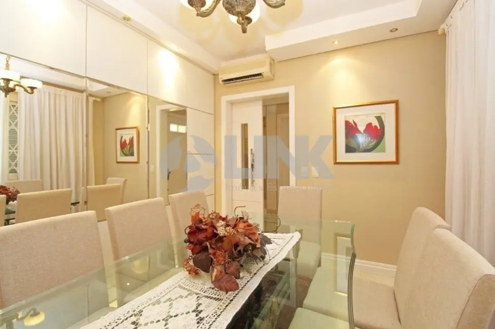 Casa de Condomínio com 3 quartos à venda, 285m2 em Chácara das Pedras, Porto Alegre - RS - imagem 5 Foto 5 de Casa de Condomínio com 3 quartos à venda, 285m2 em Chácara das Pedras, Porto Alegre - RS