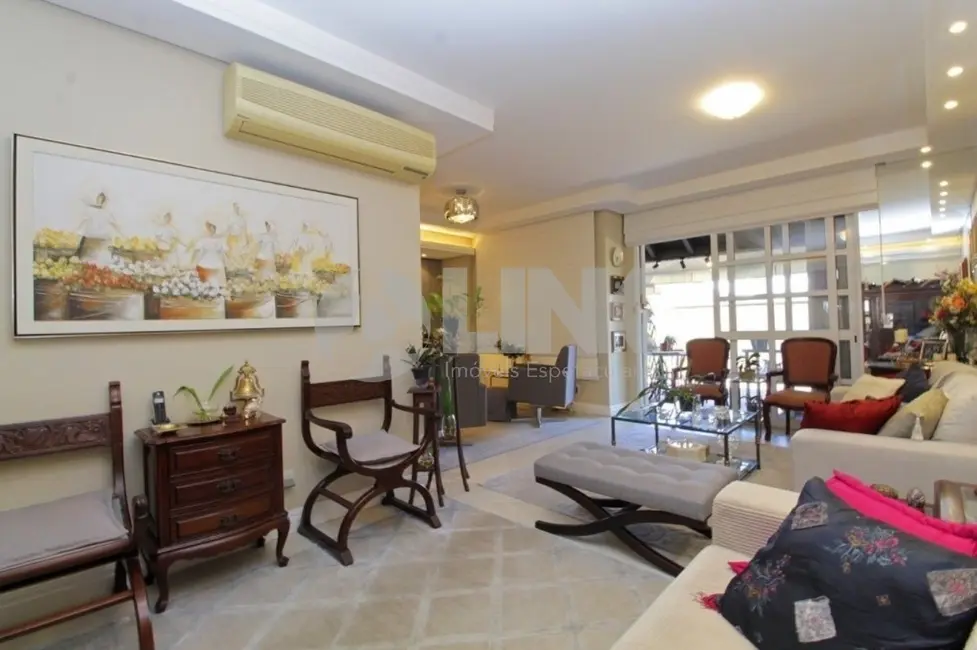 Foto 2 de Casa de Condomínio com 3 quartos à venda, 285m2 em Chácara das Pedras, Porto Alegre - RS