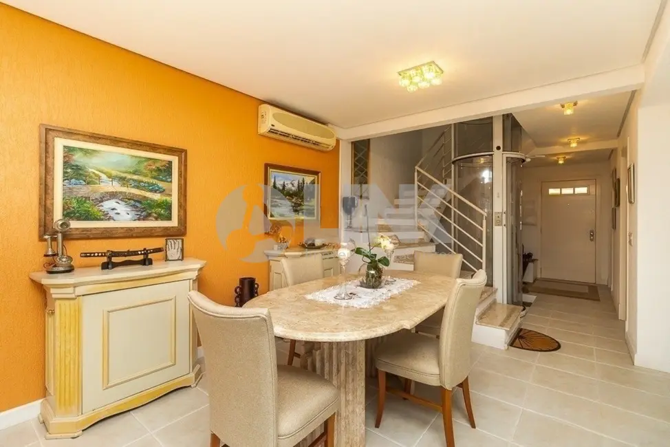 Foto 8 de Casa de Condomínio com 4 quartos à venda, 337m2 em Chácara das Pedras, Porto Alegre - RS