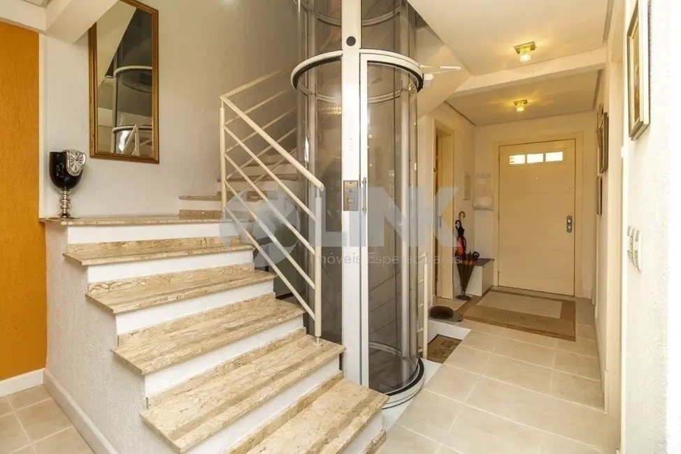 Foto 4 de Casa de Condomínio com 4 quartos à venda, 337m2 em Chácara das Pedras, Porto Alegre - RS