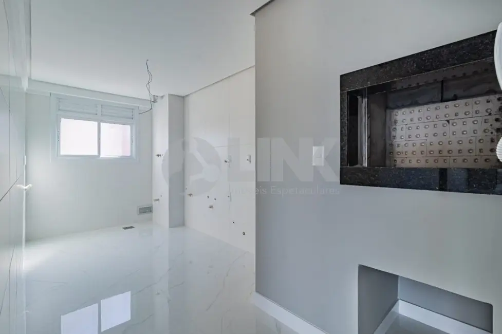 Apartamento com 2 quartos à venda, 83m2 em Petrópolis, Porto Alegre - RS - imagem 3 Foto 3 de Apartamento com 2 quartos à venda, 83m2 em Petrópolis, Porto Alegre - RS
