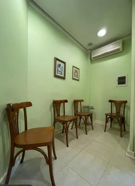 Foto 5 de Sala Comercial à venda, 47m2 em Centro Histórico, Porto Alegre - RS