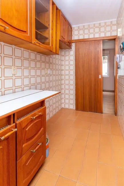 Apartamento com 2 quartos à venda, 56m2 em Mont Serrat, Porto Alegre - RS - imagem 4 Foto 4 de Apartamento com 2 quartos à venda, 56m2 em Mont Serrat, Porto Alegre - RS