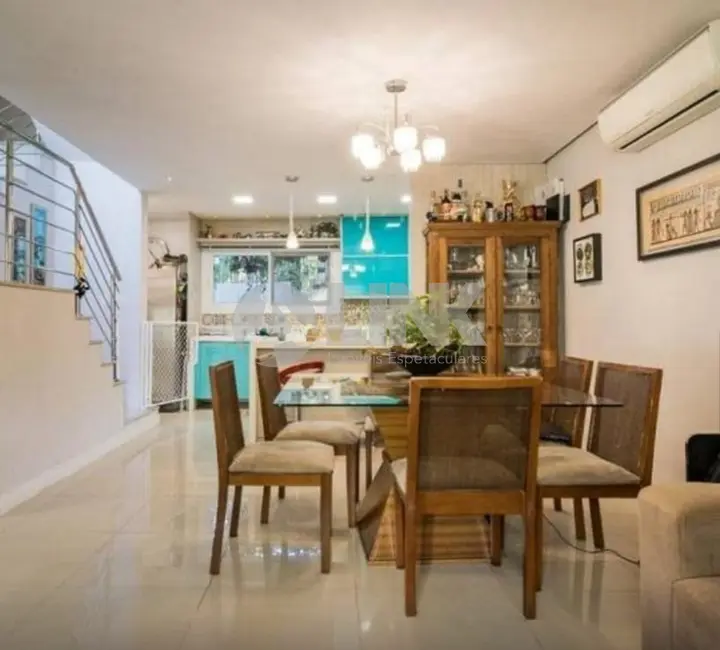 Foto 3 de Casa de Condomínio com 4 quartos à venda, 283m2 em Ipanema, Porto Alegre - RS