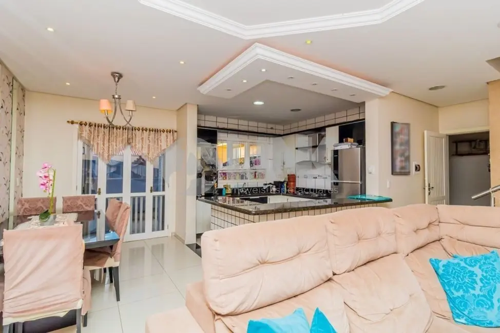 Casa com 4 quartos à venda, 170m2 em Sarandi, Porto Alegre - RS - imagem 4 Foto 4 de Casa com 4 quartos à venda, 170m2 em Sarandi, Porto Alegre - RS