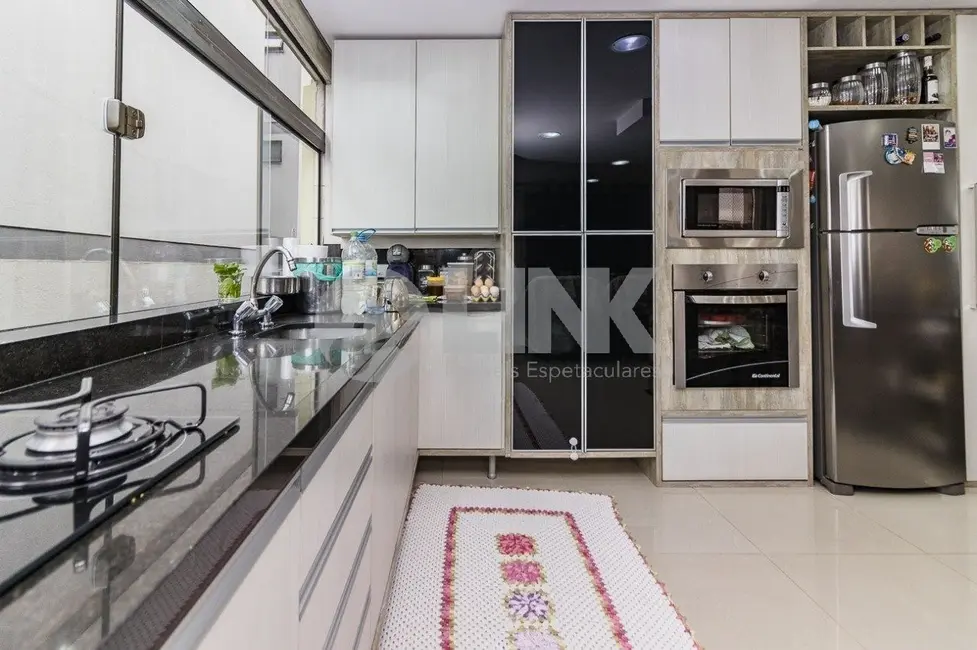 Foto 9 de Apartamento com 3 quartos à venda, 211m2 em Jardim Lindóia, Porto Alegre - RS