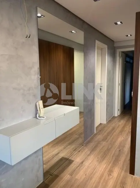 Apartamento com 3 quartos à venda, 122m2 em Menino Deus, Porto Alegre - RS - imagem 3 Foto 3 de Apartamento com 3 quartos à venda, 122m2 em Menino Deus, Porto Alegre - RS