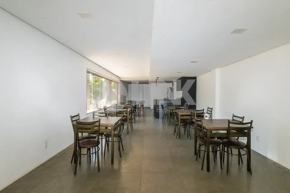 Apartamento com 3 quartos à venda, 122m2 em Menino Deus, Porto Alegre - RS - imagem 6 Foto 6 de Apartamento com 3 quartos à venda, 122m2 em Menino Deus, Porto Alegre - RS