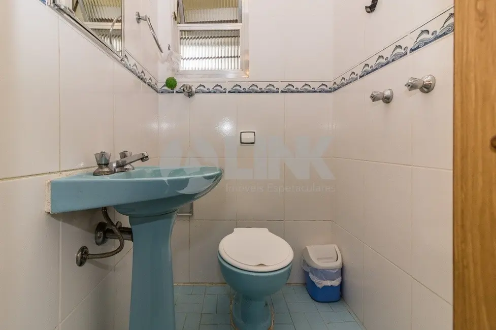 Apartamento com 3 quartos à venda, 116m2 em Moinhos de Vento, Porto Alegre - RS - imagem 7 Foto 7 de Apartamento com 3 quartos à venda, 116m2 em Moinhos de Vento, Porto Alegre - RS