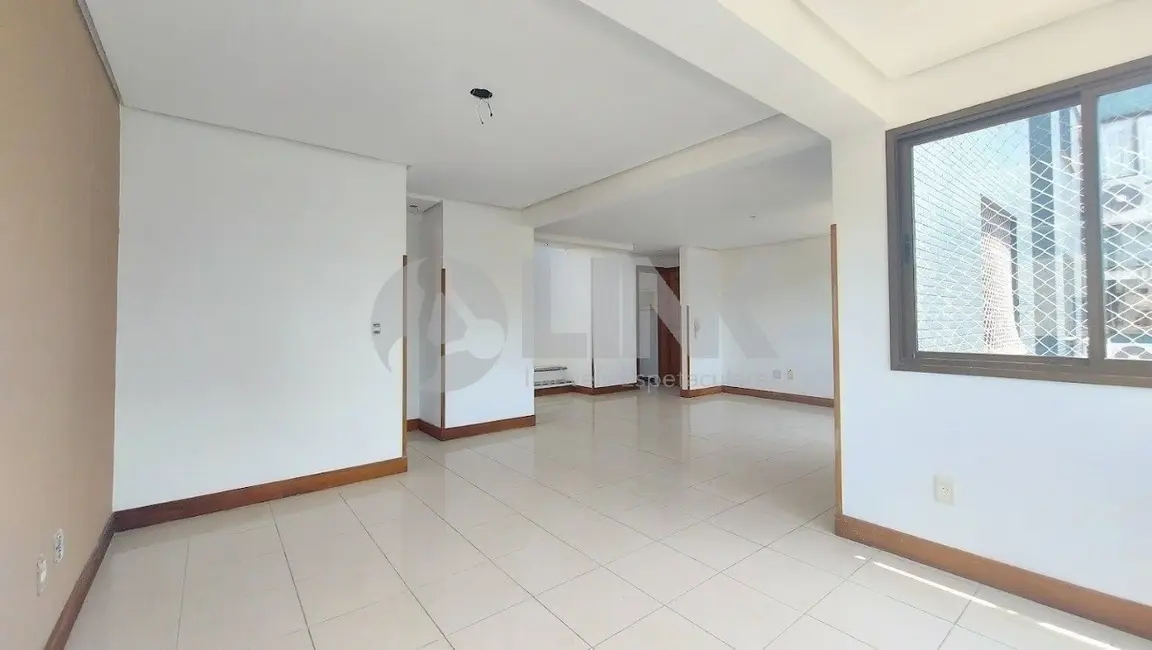 Apartamento com 3 quartos à venda, 130m2 em Mont Serrat, Porto Alegre - RS - imagem 4 Foto 4 de Apartamento com 3 quartos à venda, 130m2 em Mont Serrat, Porto Alegre - RS