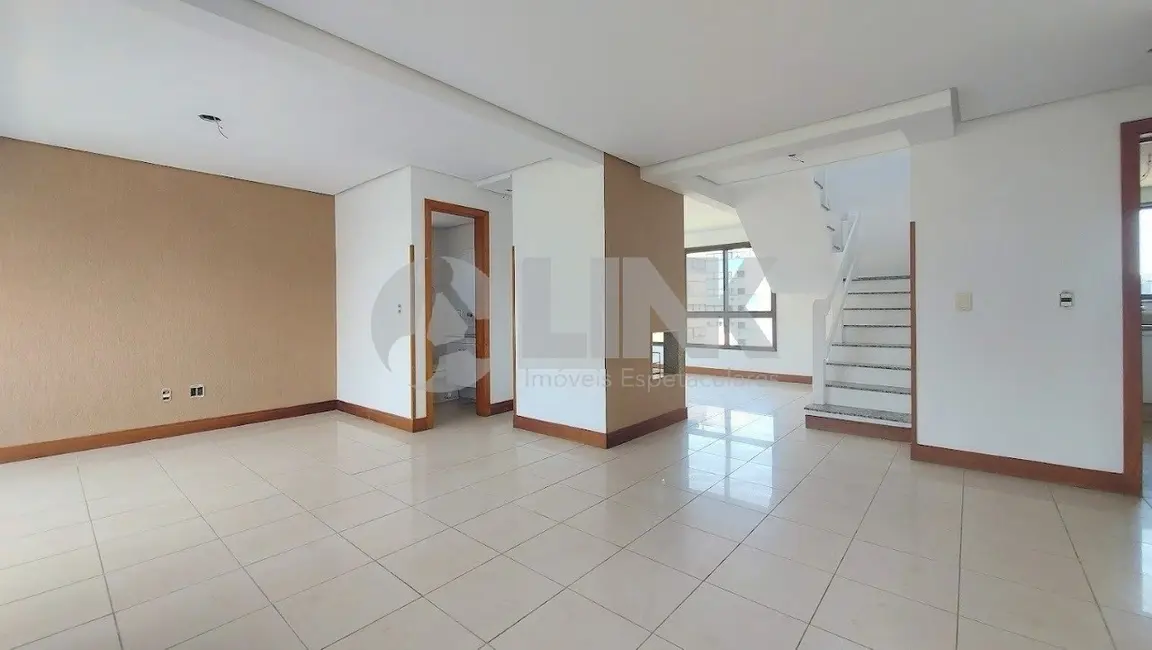 Apartamento com 3 quartos à venda, 130m2 em Mont Serrat, Porto Alegre - RS - imagem 3 Foto 3 de Apartamento com 3 quartos à venda, 130m2 em Mont Serrat, Porto Alegre - RS