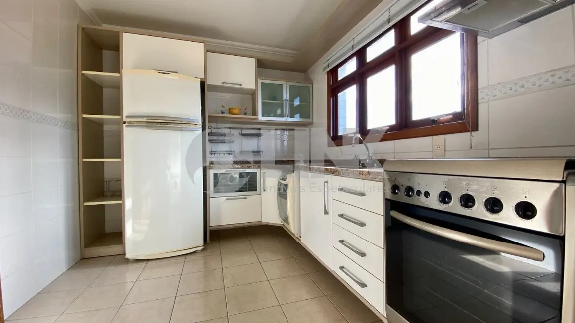 Foto 8 de Apartamento com 2 quartos à venda, 187m2 em Jardim Itu, Porto Alegre - RS