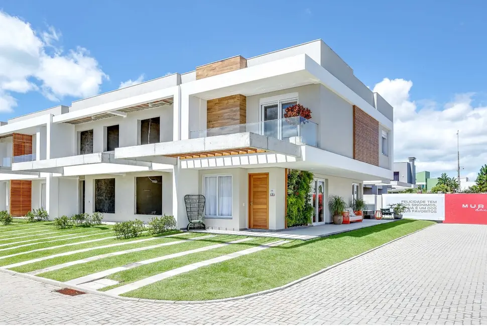 Casa de Condomínio com 3 quartos à venda, 169m2 em Capao Da Canoa - RS - imagem 4 Foto 4 de Casa de Condomínio com 3 quartos à venda, 169m2 em Capao Da Canoa - RS
