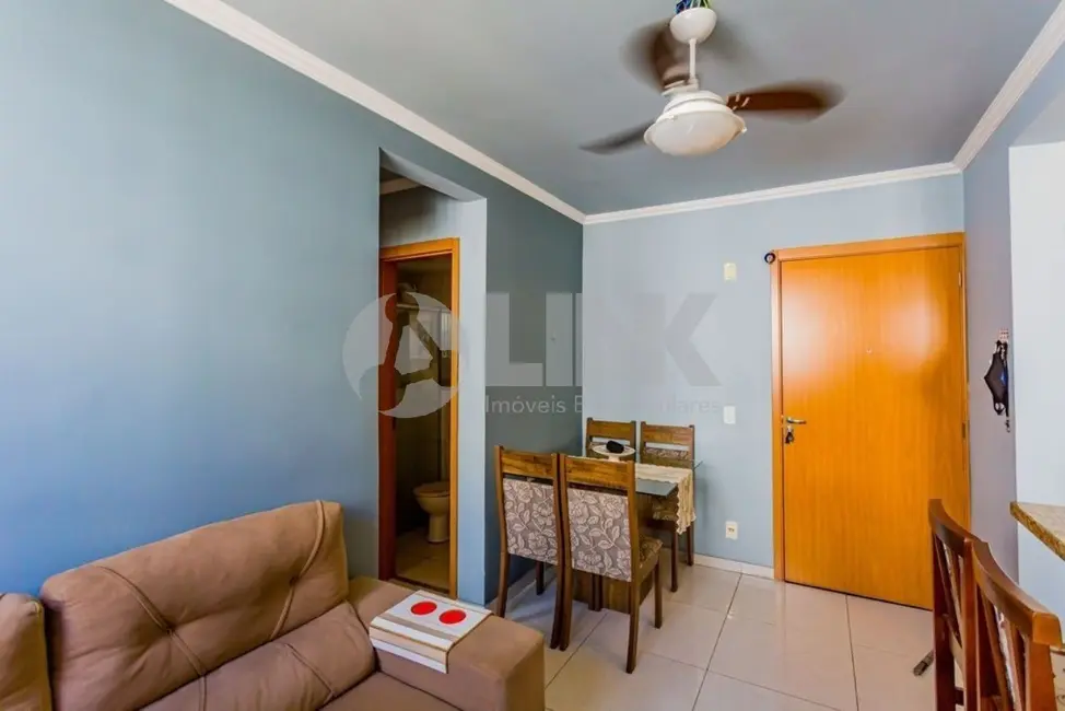 Foto 3 de Apartamento com 2 quartos à venda, 45m2 em Jardim Leopoldina, Porto Alegre - RS