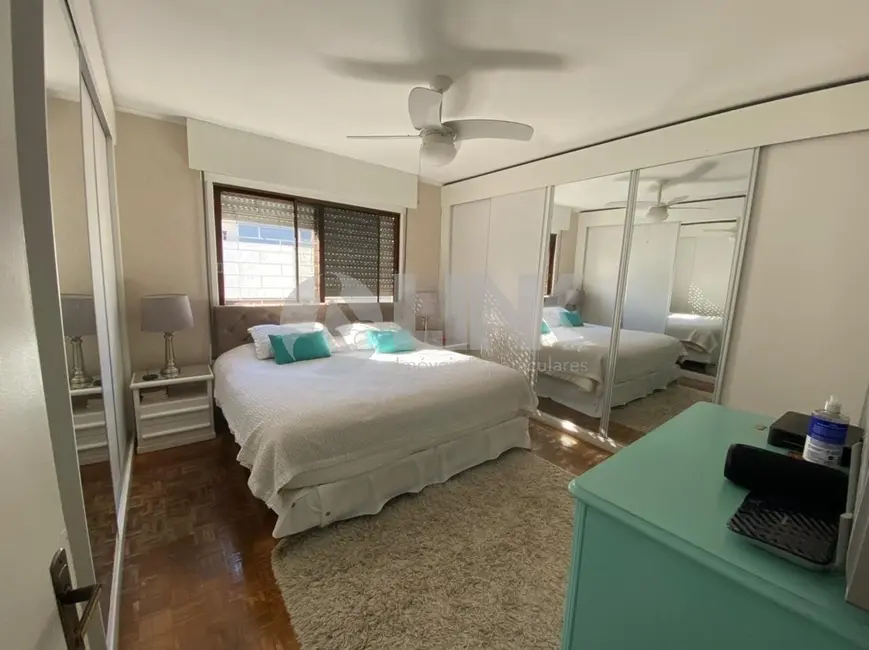 Foto 7 de Casa com 3 quartos à venda, 231m2 em Jardim Itu, Porto Alegre - RS