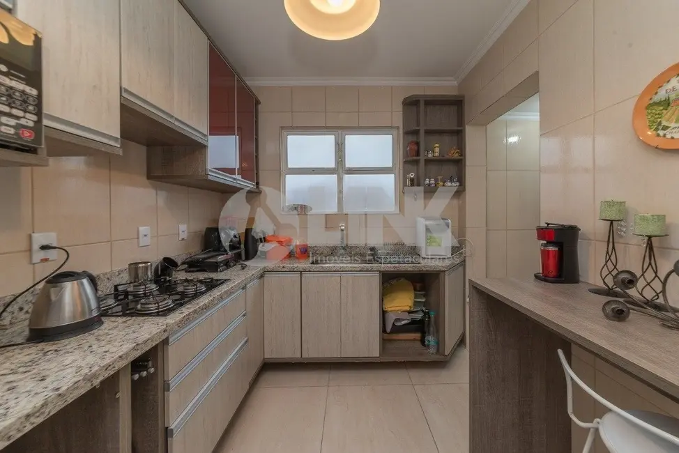 Apartamento com 3 quartos à venda, 93m2 em Moinhos de Vento, Porto Alegre - RS - imagem 4 Foto 4 de Apartamento com 3 quartos à venda, 93m2 em Moinhos de Vento, Porto Alegre - RS