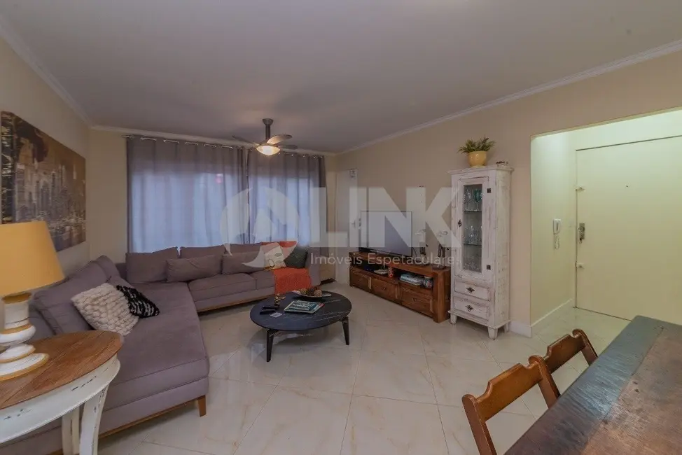 Apartamento com 3 quartos à venda, 93m2 em Moinhos de Vento, Porto Alegre - RS - imagem 1 Foto 1 de Apartamento com 3 quartos à venda, 93m2 em Moinhos de Vento, Porto Alegre - RS
