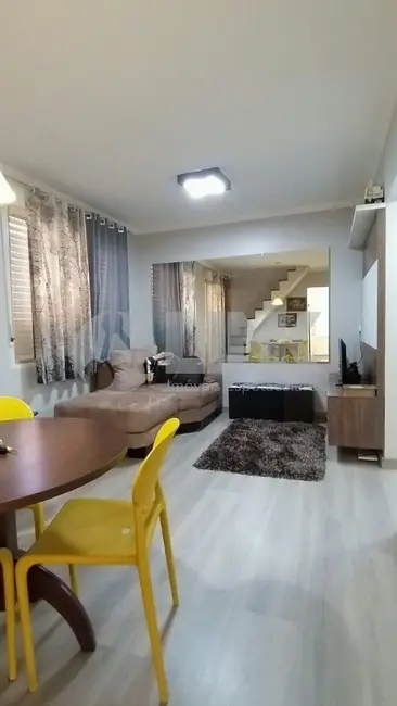 Apartamento com 1 quarto à venda, 60m2 em Azenha, Porto Alegre - RS - imagem 4 Foto 4 de Apartamento com 1 quarto à venda, 60m2 em Azenha, Porto Alegre - RS