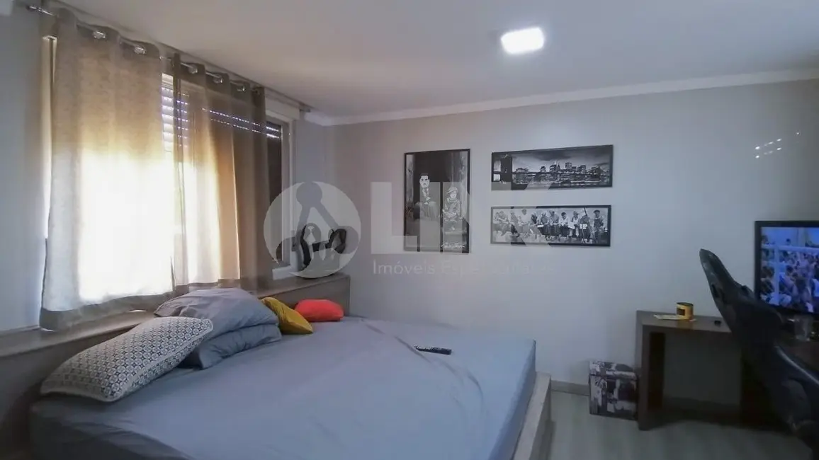 Apartamento com 1 quarto à venda, 60m2 em Azenha, Porto Alegre - RS - imagem 8 Foto 8 de Apartamento com 1 quarto à venda, 60m2 em Azenha, Porto Alegre - RS