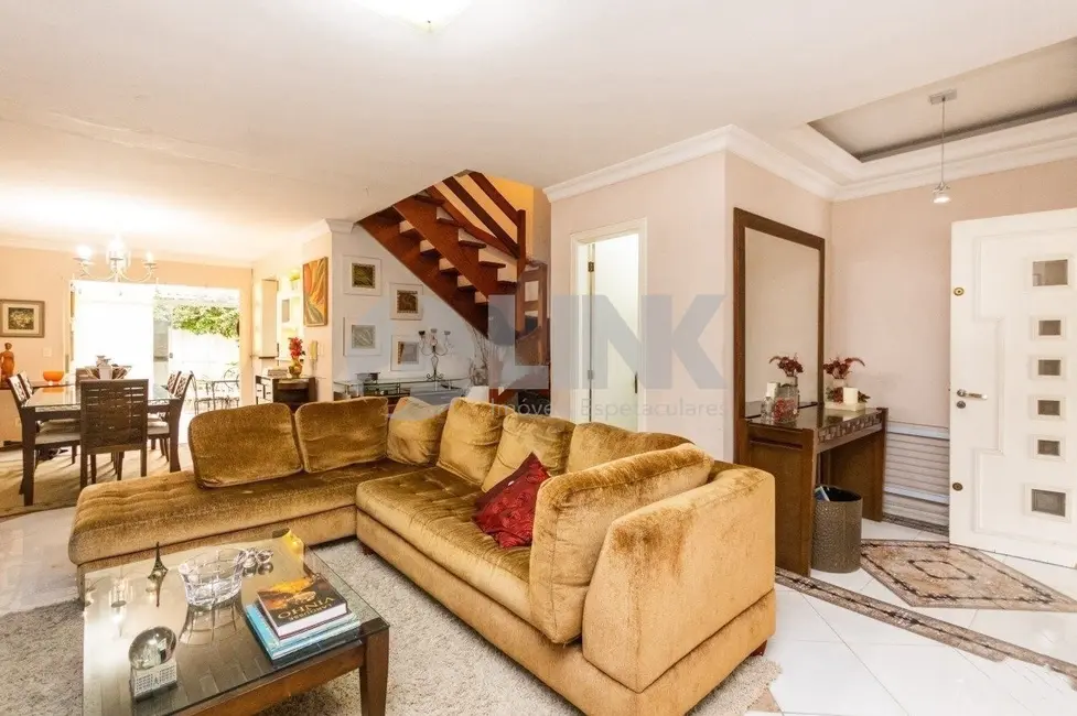 Foto 3 de Casa com 3 quartos à venda, 285m2 em Jardim Itu, Porto Alegre - RS