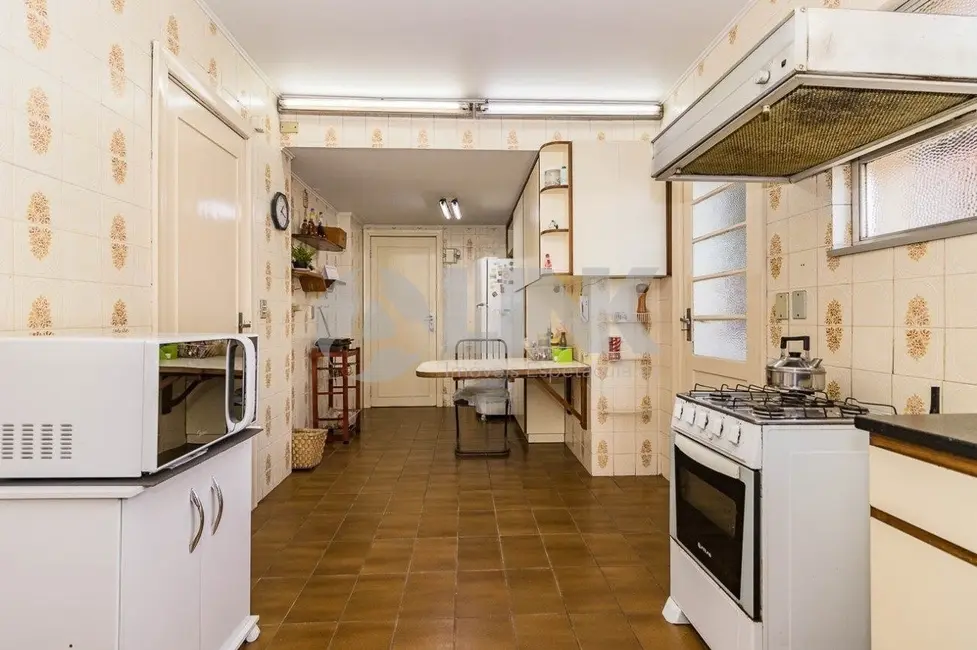 Foto 9 de Apartamento com 3 quartos à venda, 190m2 em Rio Branco, Porto Alegre - RS