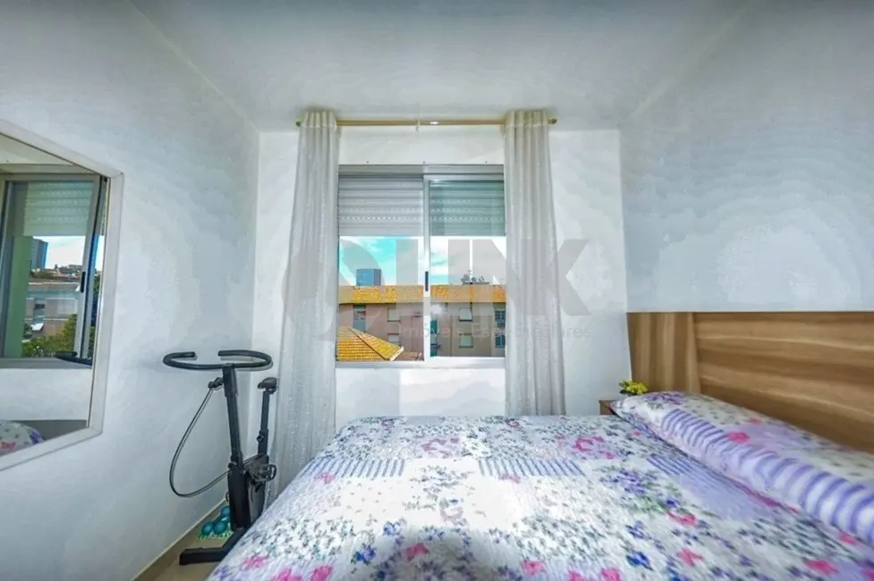 Foto 6 de Apartamento com 2 quartos à venda, 50m2 em Cristal, Porto Alegre - RS
