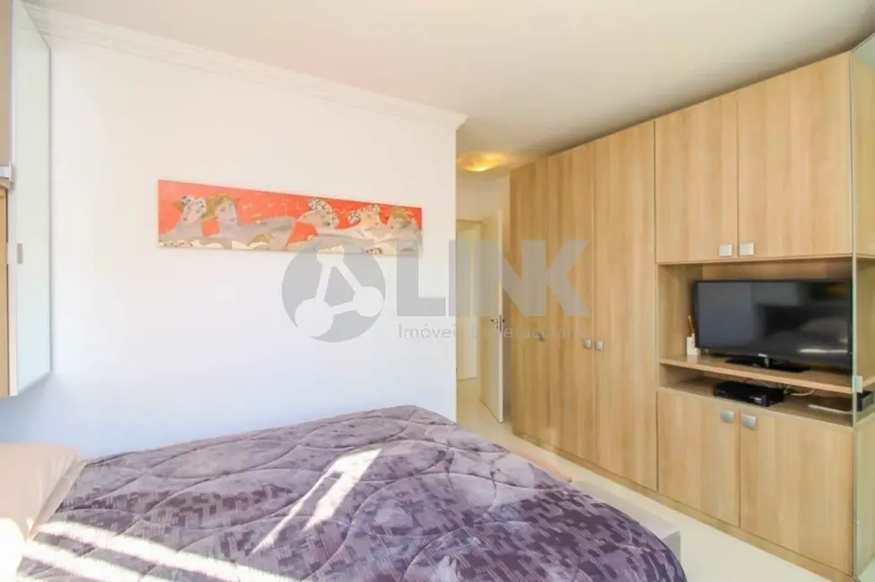 Foto 6 de Apartamento com 3 quartos à venda, 88m2 em Mont Serrat, Porto Alegre - RS