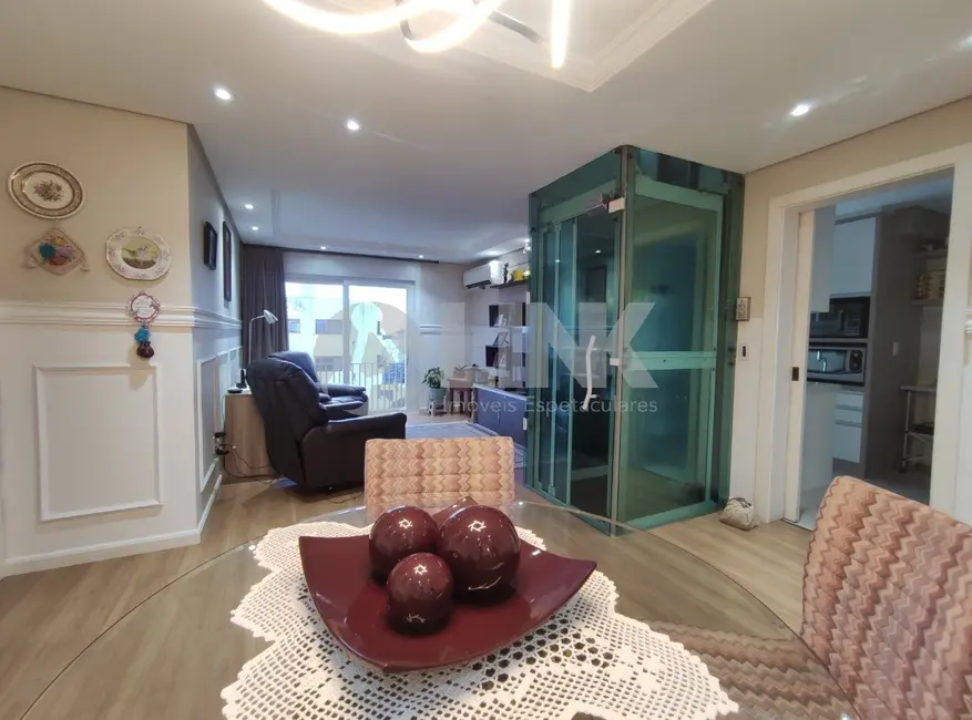 Foto 2 de Apartamento com 3 quartos à venda, 187m2 em Higienópolis, Porto Alegre - RS