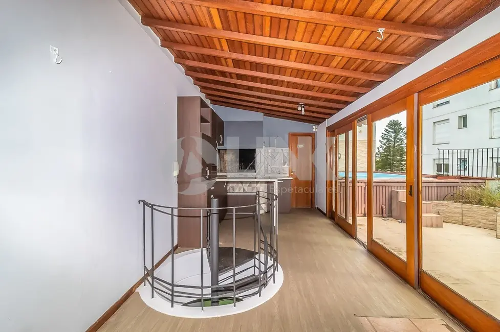 Apartamento com 2 quartos à venda, 82m2 em Passo da Areia, Porto Alegre - RS - imagem 5 Foto 5 de Apartamento com 2 quartos à venda, 82m2 em Passo da Areia, Porto Alegre - RS