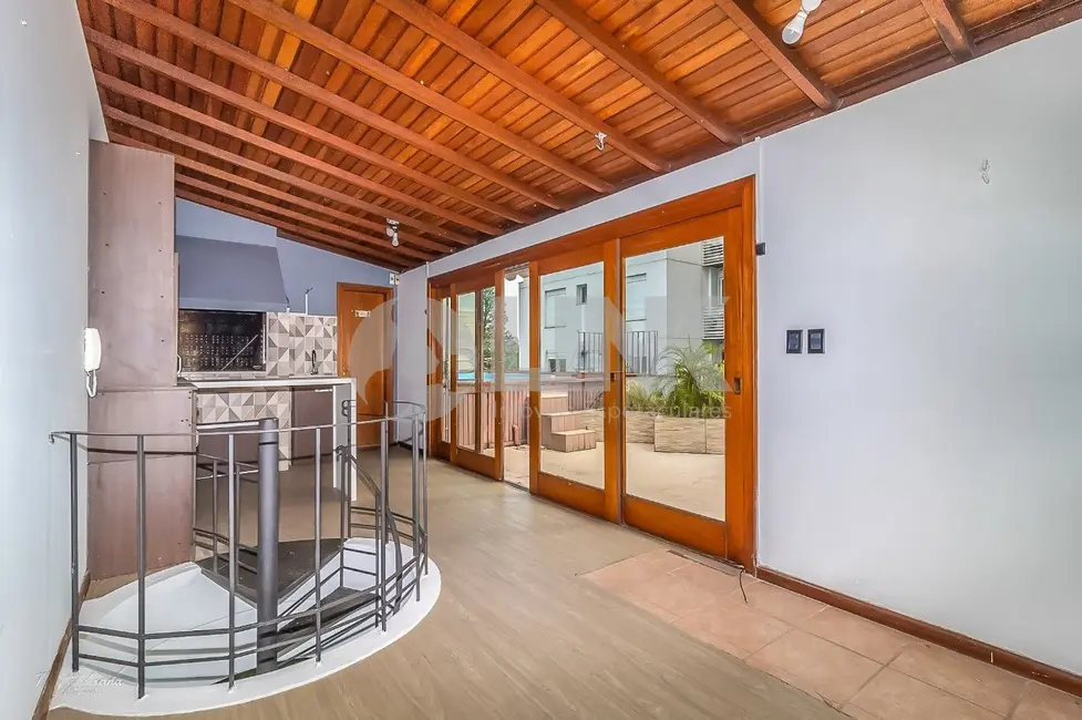 Apartamento com 2 quartos à venda, 82m2 em Passo da Areia, Porto Alegre - RS - imagem 4 Foto 4 de Apartamento com 2 quartos à venda, 82m2 em Passo da Areia, Porto Alegre - RS