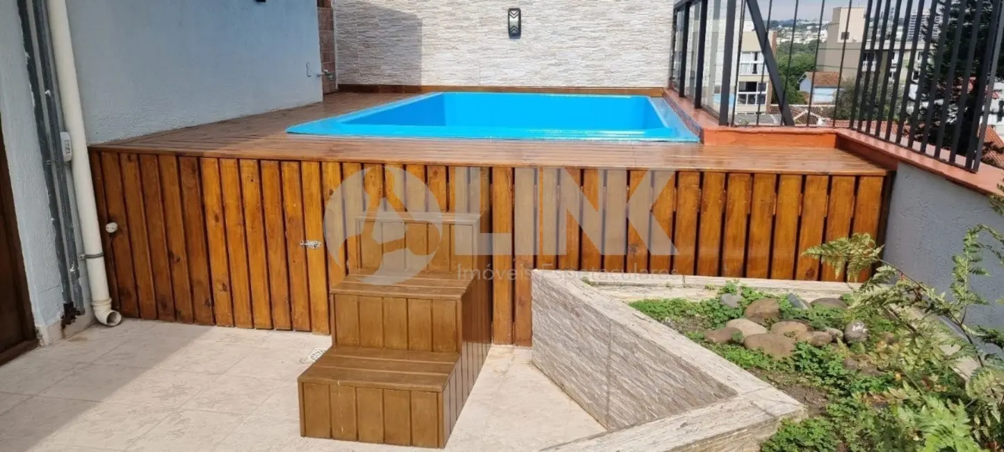 Apartamento com 2 quartos à venda, 82m2 em Passo da Areia, Porto Alegre - RS - imagem 2 Foto 2 de Apartamento com 2 quartos à venda, 82m2 em Passo da Areia, Porto Alegre - RS
