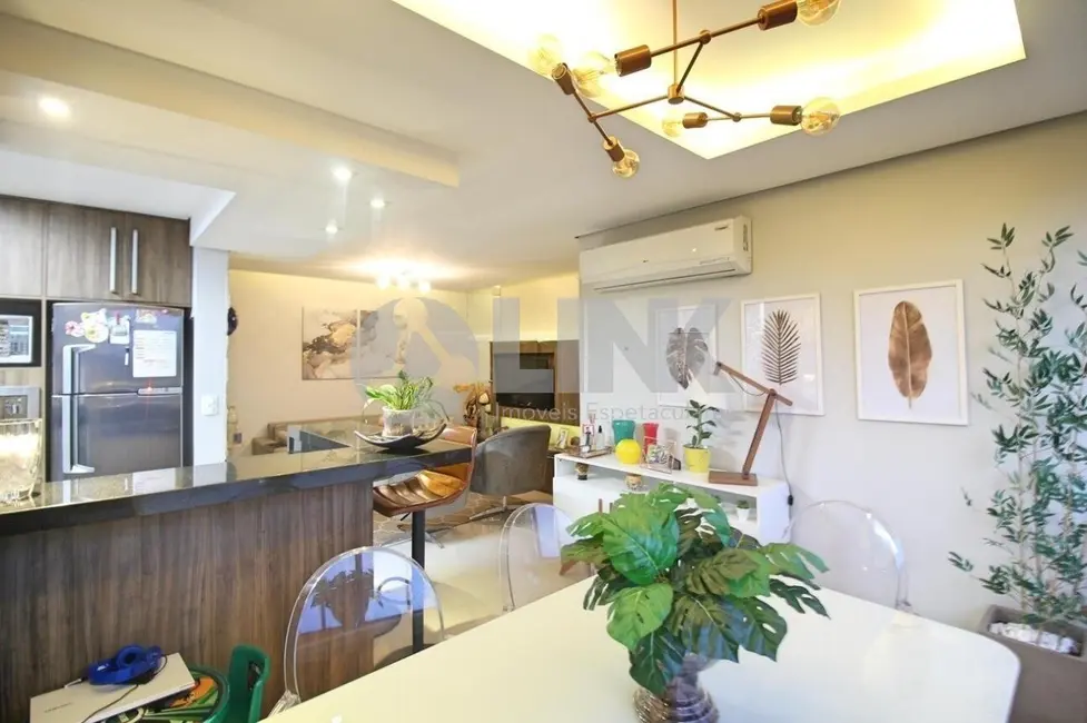 Foto 4 de Apartamento com 3 quartos à venda, 74m2 em Cristo Redentor, Porto Alegre - RS