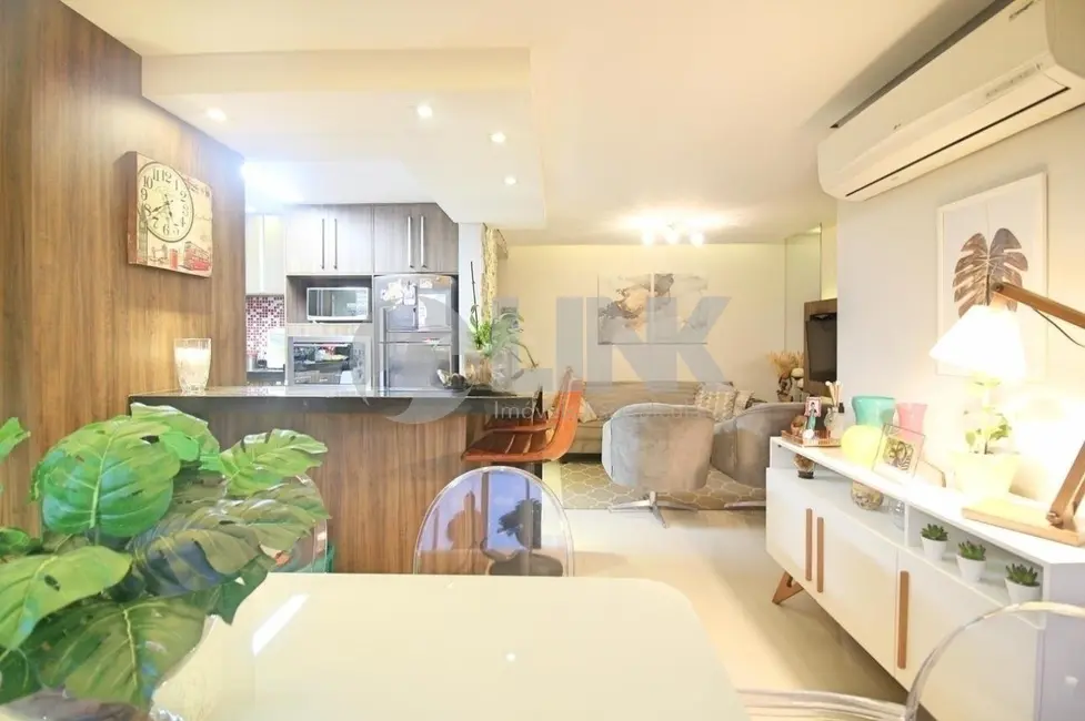 Foto 2 de Apartamento com 3 quartos à venda, 74m2 em Cristo Redentor, Porto Alegre - RS
