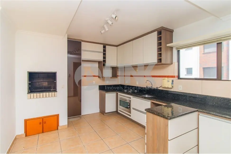 Apartamento com 3 quartos à venda, 245m2 em Bela Vista, Porto Alegre - RS - imagem 5 Foto 5 de Apartamento com 3 quartos à venda, 245m2 em Bela Vista, Porto Alegre - RS