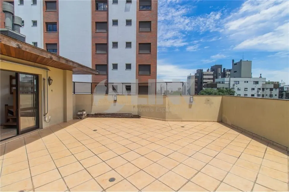 Apartamento com 3 quartos à venda, 245m2 em Bela Vista, Porto Alegre - RS - imagem 9 Foto 9 de Apartamento com 3 quartos à venda, 245m2 em Bela Vista, Porto Alegre - RS