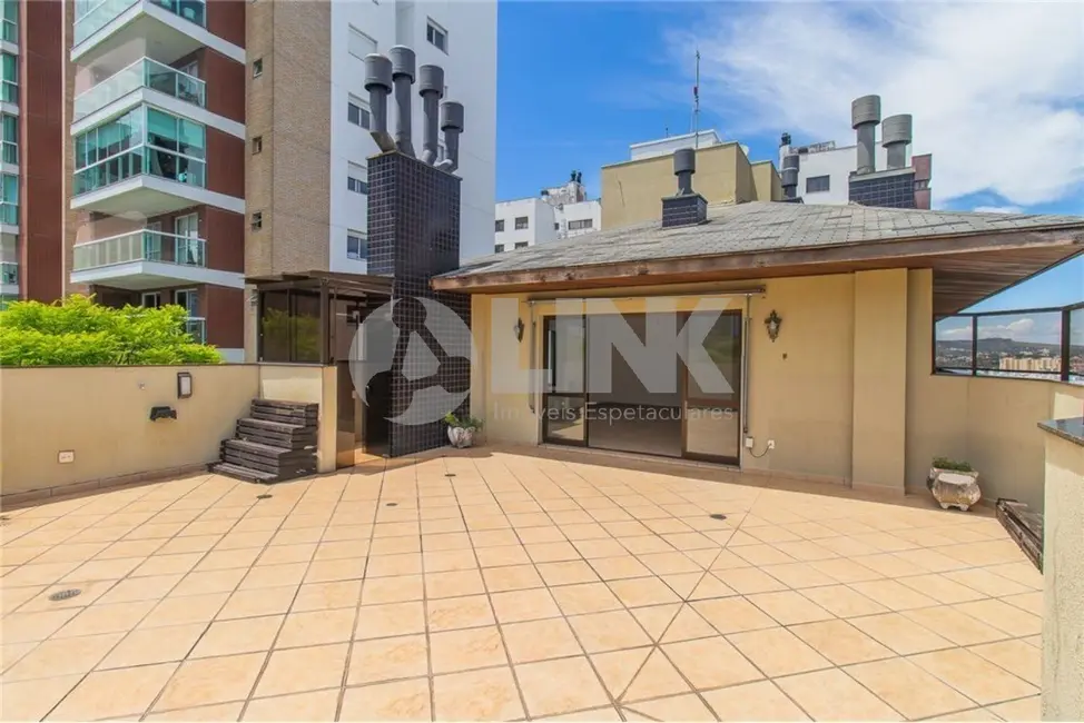 Apartamento com 3 quartos à venda, 245m2 em Bela Vista, Porto Alegre - RS - imagem 7 Foto 7 de Apartamento com 3 quartos à venda, 245m2 em Bela Vista, Porto Alegre - RS