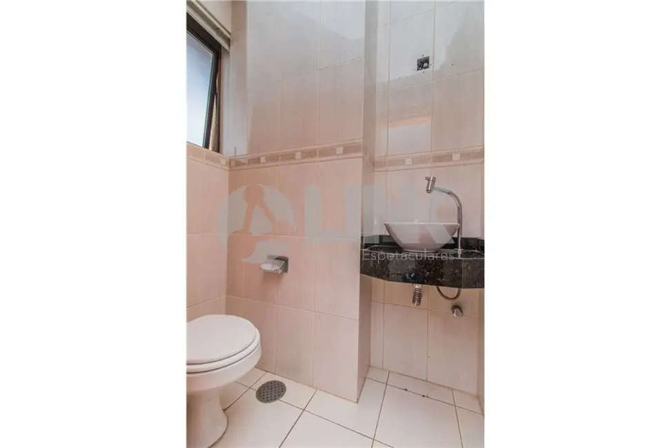 Apartamento com 3 quartos à venda, 245m2 em Bela Vista, Porto Alegre - RS - imagem 6 Foto 6 de Apartamento com 3 quartos à venda, 245m2 em Bela Vista, Porto Alegre - RS