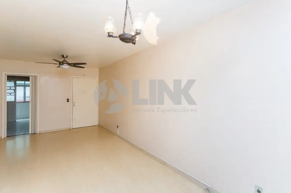 Foto 8 de Apartamento com 3 quartos à venda, 115m2 em Floresta, Porto Alegre - RS