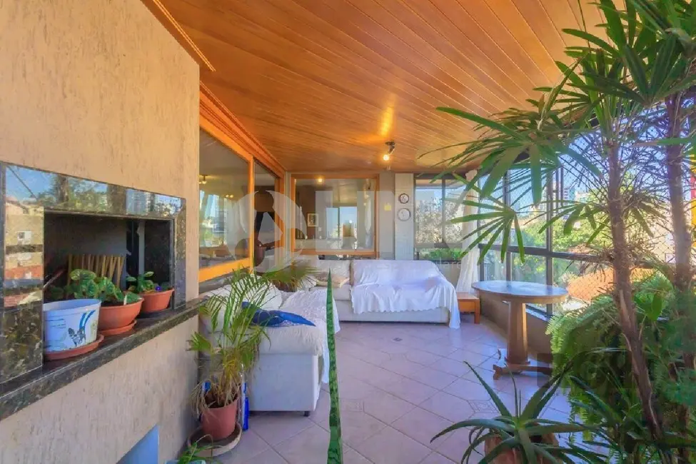 Foto 1 de Apartamento com 3 quartos à venda, 190m2 em Auxiliadora, Porto Alegre - RS