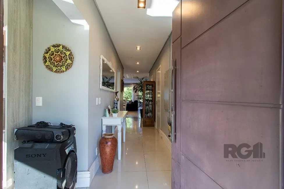 Foto 3 de Casa de Condomínio com 4 quartos à venda, 220m2 em Belém Novo, Porto Alegre - RS