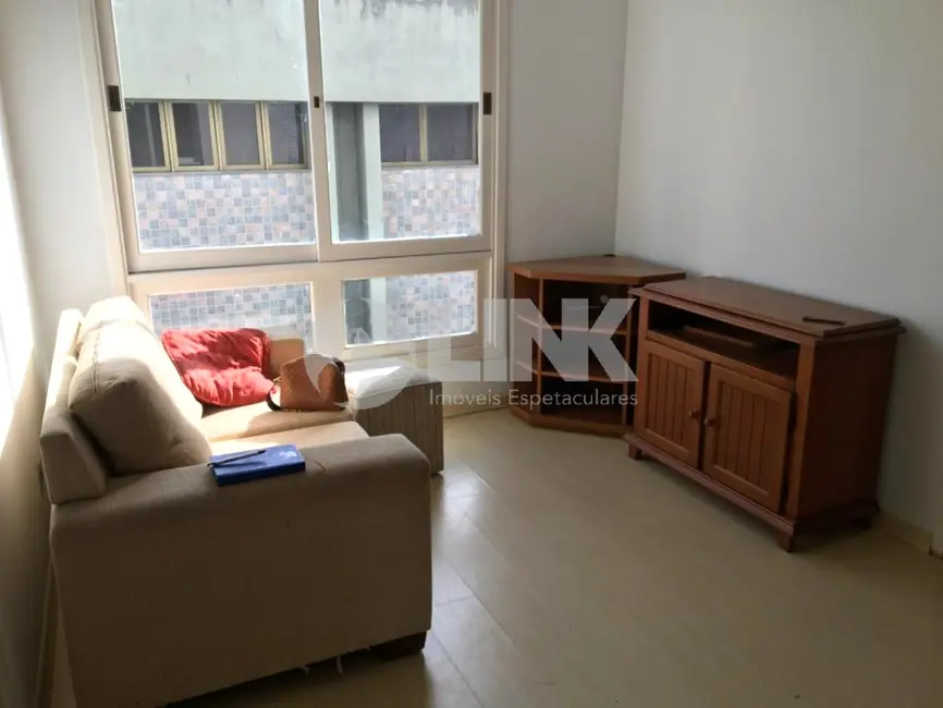 Foto 2 de Apartamento com 1 quarto à venda, 40m2 em Azenha, Porto Alegre - RS