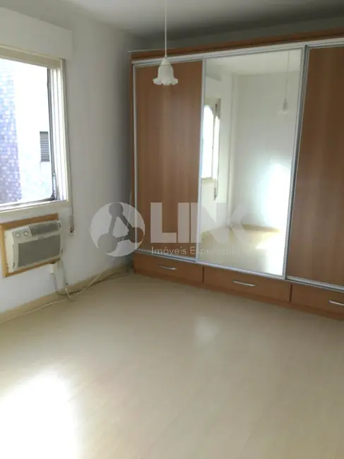Apartamento com 1 quarto à venda, 40m2 em Azenha, Porto Alegre - RS - imagem 6 Foto 6 de Apartamento com 1 quarto à venda, 40m2 em Azenha, Porto Alegre - RS