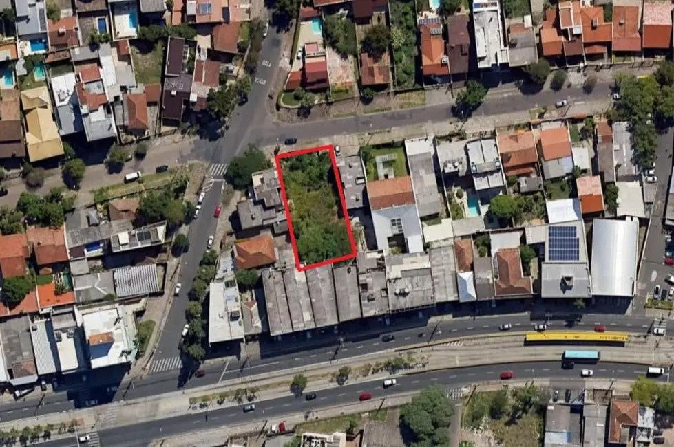 Foto 2 de Terreno / Lote à venda em Chácara das Pedras, Porto Alegre - RS