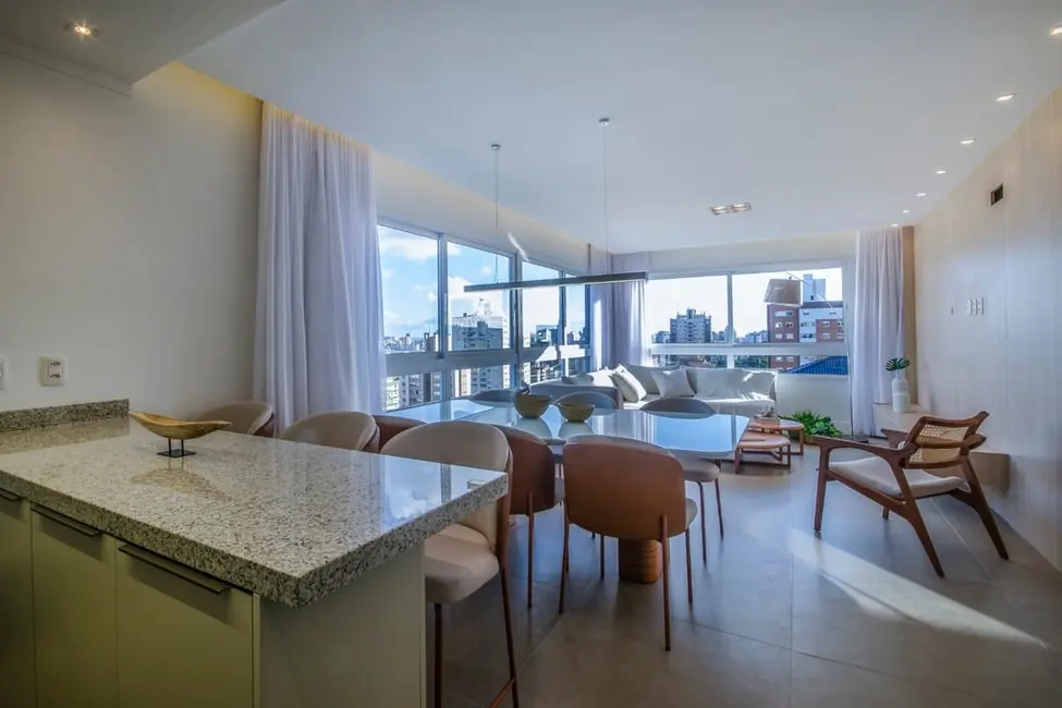 Apartamento com 3 quartos à venda, 113m2 em Auxiliadora, Porto Alegre - RS - imagem 9 Foto 9 de Apartamento com 3 quartos à venda, 113m2 em Auxiliadora, Porto Alegre - RS