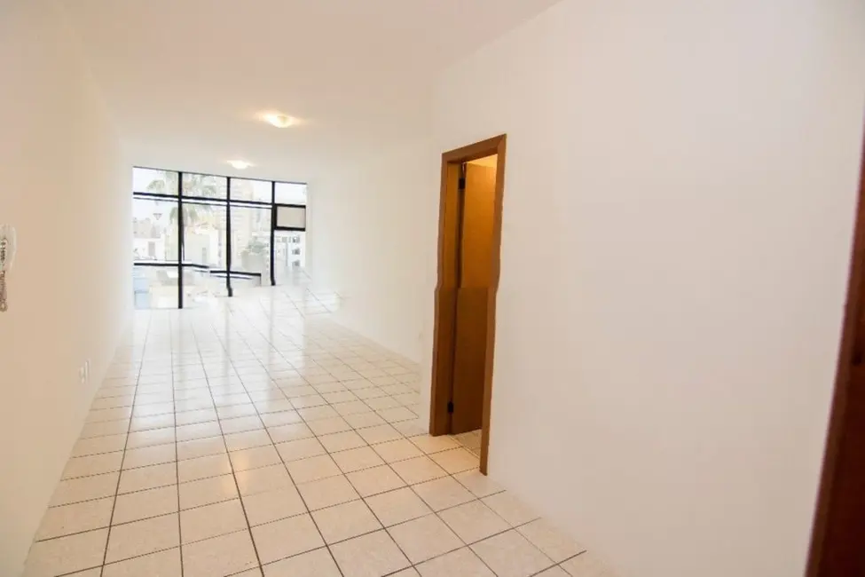 Sala Comercial à venda, 37m2 em Petrópolis, Porto Alegre - RS - imagem 3 Foto 3 de Sala Comercial à venda, 37m2 em Petrópolis, Porto Alegre - RS