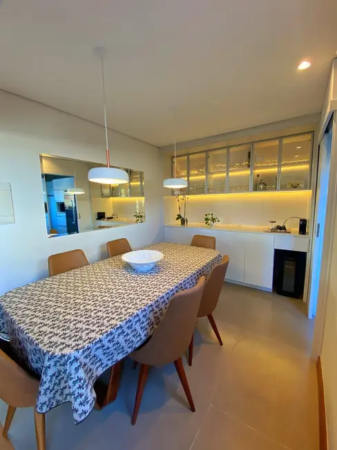 Casa com 3 quartos à venda, 300m2 em Cristal, Porto Alegre - RS - imagem 4 Foto 4 de Casa com 3 quartos à venda, 300m2 em Cristal, Porto Alegre - RS