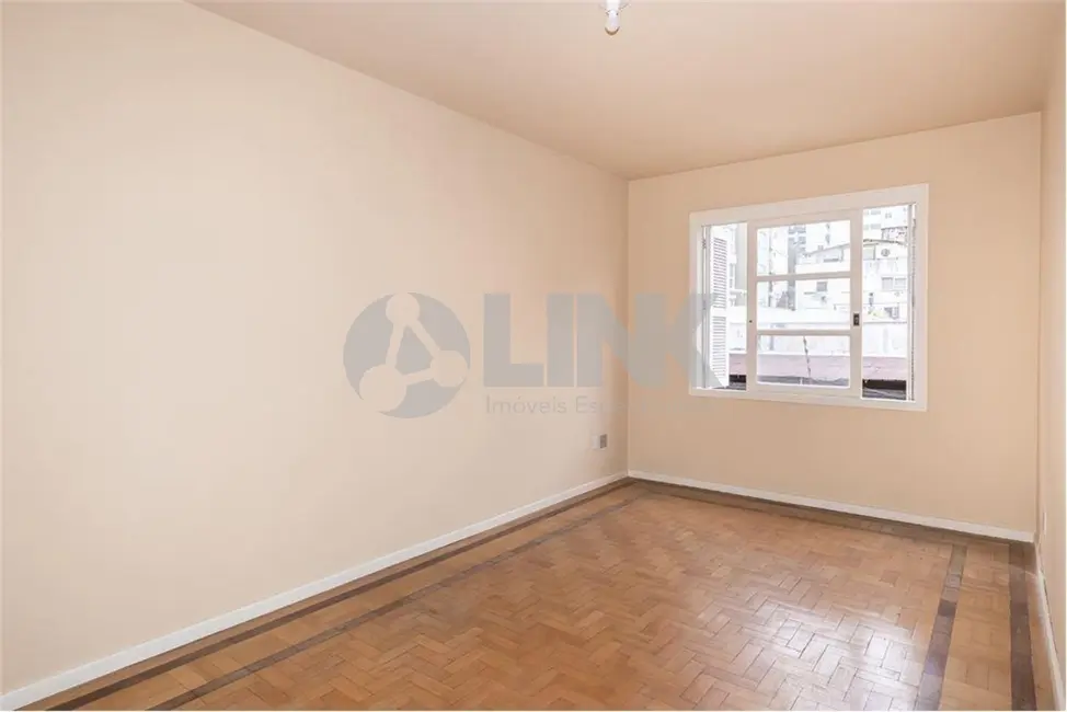 Foto 2 de Apartamento com 2 quartos à venda, 85m2 em Auxiliadora, Porto Alegre - RS